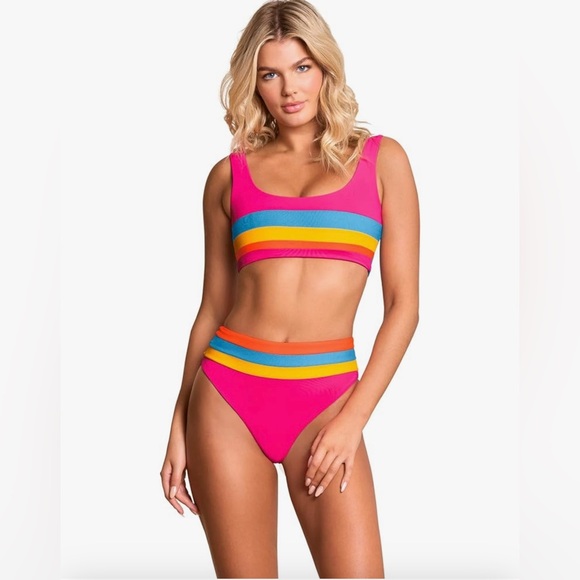 MAAJI NWT, top AND bottom, size large - Picture 1 of 6